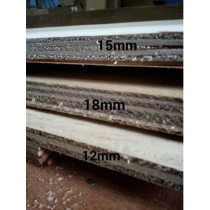 Triplek 21Mm Meranti Campur