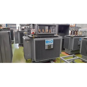 TRAFO DISTRIBUSI TRAFINDO / B&D DENGAN CHAMBER / PELINDUNG TERMINAL LV / HV 400KVA 630KVA 1000KVA 1250KVA 