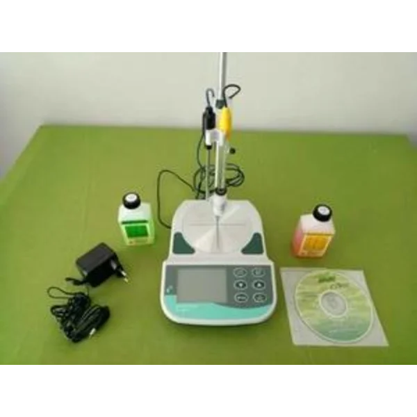 Bench Top pH Meter model PL 700 PV