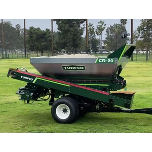 Mesin Penyebar Pasir Turfco CR-20