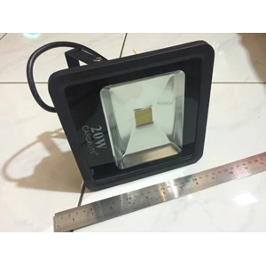 Lampu Sorot LED / Flood Light Cardilite RGB -20W