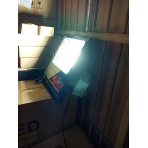 Lampu Sorot LED / Flood Light AUDALUX -200 Watt