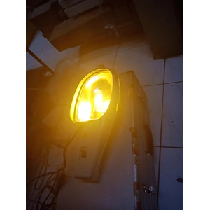 Lampu Jalan PJU Cobra Son-T 70 Watt