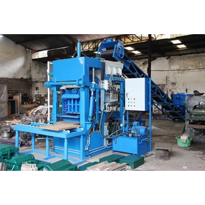 Mesin Cetakan Paving Hydrolis