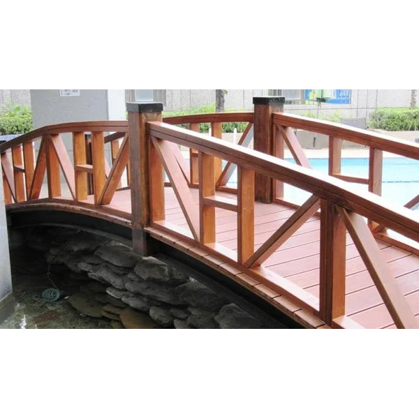 Pegangan Railing Tangga Kayu