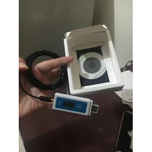 PDF Temperature Data Logger Yowexa YEM-700ED