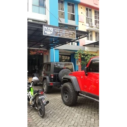 Jeep JK Wrangler Jakarta By Pionir Jeep