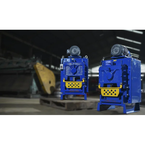 Bar Cutter - Mesin Pemotong Besi Beton Strong