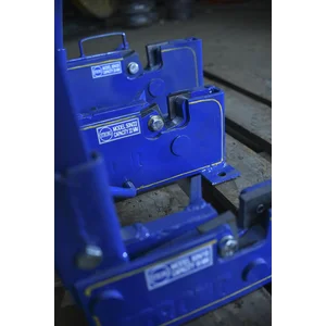 Gunting - Alat Potong Beton Manual STRONG 18