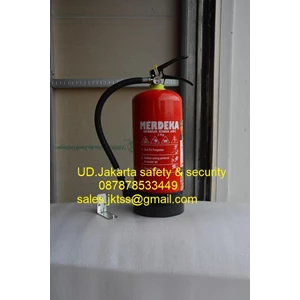 POISON FIRE TUBE a FIRE EXTINGUISHER FIRE FIRE EXTINGUISHER PORTABLE LIGHTWEIGHT MEDIA ABC POWDER DRYCHEMICAL POWDER BLUE CAPACITY 3 kg