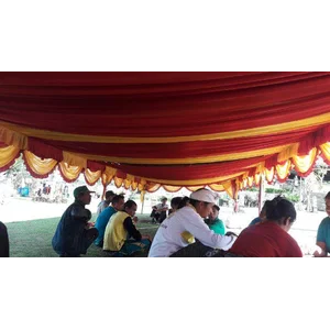 Plafon Tenda pesta model Serut