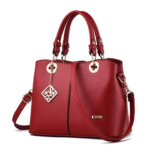 Tas Tangan & Clutch Wanita Kulit Import Asli Warna Red (Merah)