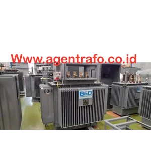 Pembangkit Listrik Tenaga Angin pakai trafo