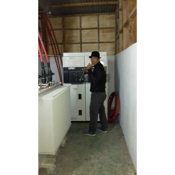 Test Comissioning dan Energize Cubicle