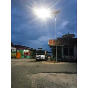 Hot Dip Galvanised Street Lamp Pole
