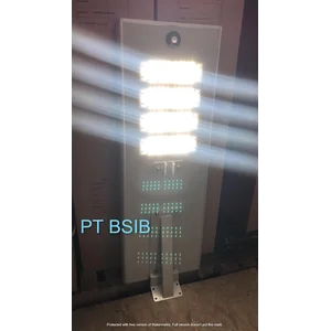 Lampu PJU Tenaga Surya All in One 60 Watt