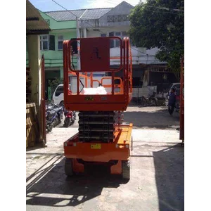 Mobile Vertical Lift Model Gunting Scissor Lift Tinggi 10 Meter sampai 16 Meter