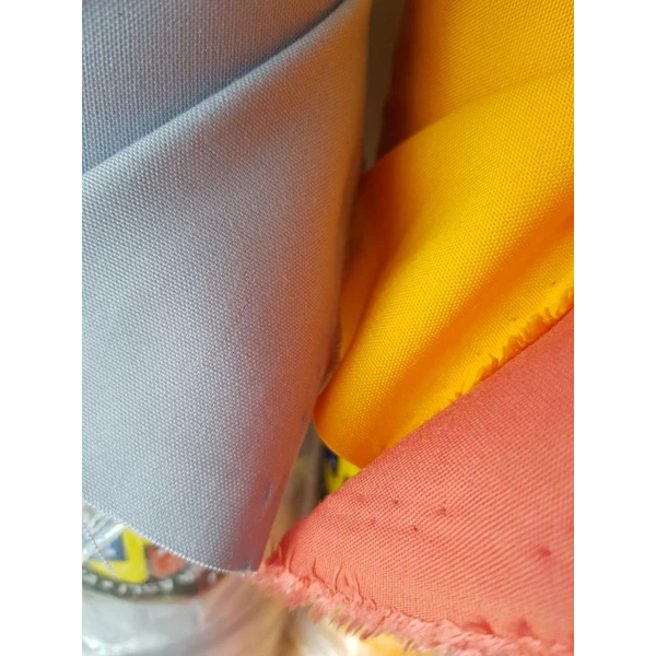 Kain Tenun Oxford Sari Warna Asli "Putih" (115cm/44")
