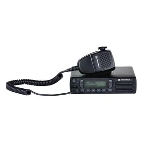 RADIO RIG MOTOTRBO XIR M3688 25 WATT