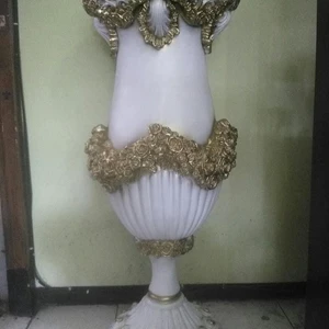 PENGRAJIN Vas Bunga/Pot Fiber Dekorasi Pelaminan  Di Tangerang