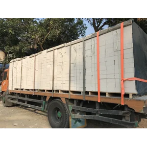 Bata Ringan / Bata Hebel Ukuran 20 X 60 X 7.5 Cm (Standard Sni)