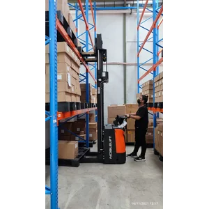 Hand Stacker Electric PS 1634 N Cap 1.6 Ton Tinggi 3.4 m Merk Noblelift terbaik dan Garansi Resmi