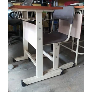 Meja dan kursi sekolah SC TY02