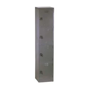 Locker Besi Empat Pintu 