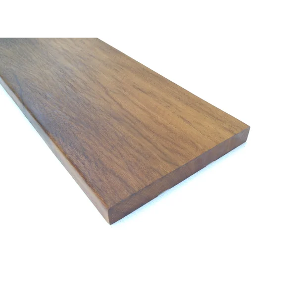 Deking Kayu Ulin (Kayu Besi Kalimantan)