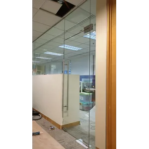 Pintu Kaca Swing Frameless Tempered