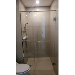 Partisi dan Pintu  Kaca Swing Kamar Mandi