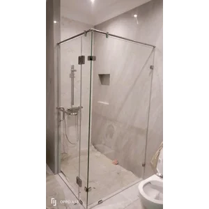 Partisi dan Pintu  Kaca Swing Kamar Mandi