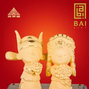 BAI GIFT Patung Pengantin Lapis Emas 24K Pajangan Boneka Sepasang Boneka Hadiah Pernikahan Souvenir  Anniversary  Gift - Patung Tembaga