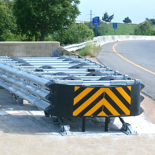 Crash Cushion / Bantalan Tabrak