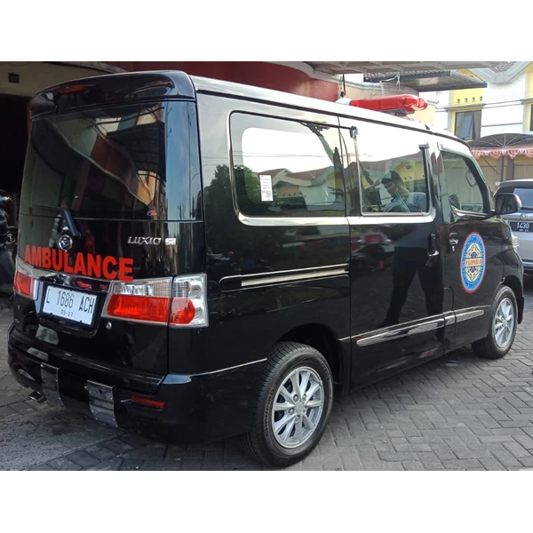 Modifikasi Ambulance Mobil Daihatsu Luxio By CV. Globalindo Internusa