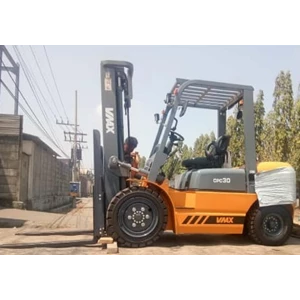  Forklift Diesel 3 Ton Full Free Mast Mr Umar Dalton