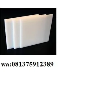 Plastik PE / polyethylene tebal 10 mm