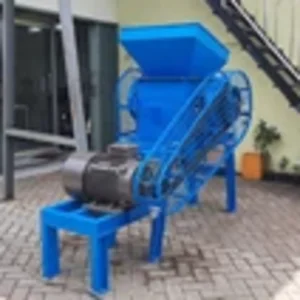 Mesin Pencacah Plastik RDF Ekonomis 180 Kg/Jam