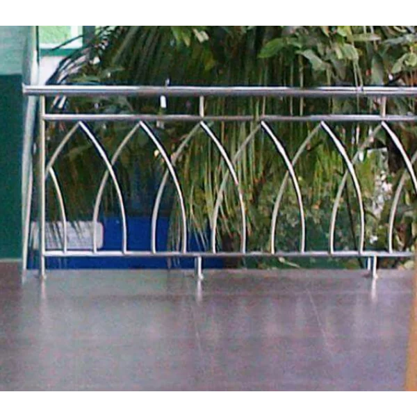  Railing Balkon stainless Kepala Kubah