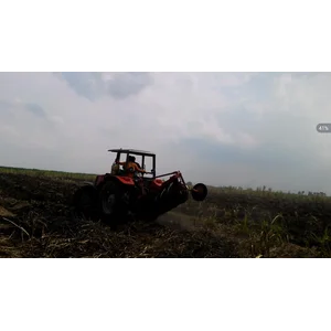 Traktor Pertanian 90 Hp Belarus Mtz 892.2