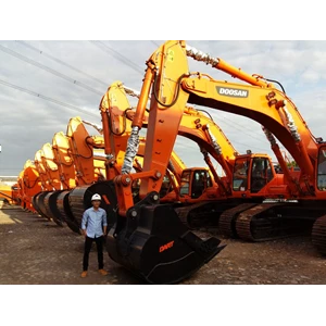 Excavator 30 Ton Doosan DX300LCA