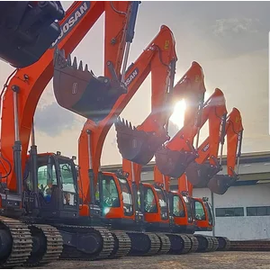 PC300 Ekskavator 30 Ton Doosan DX300LCA Beko