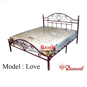 Bed Love Model