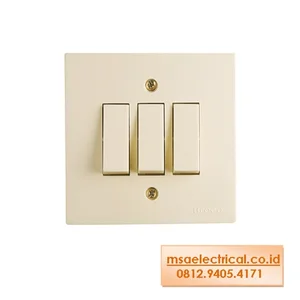 Broco Saklar Triple IB 6613