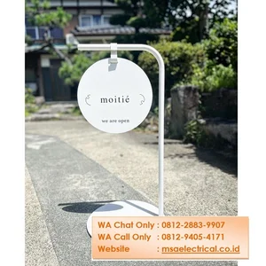 Standing Sign Gantung Minimalis – Custom Impraboard PP Board