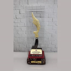 Miniature Kujang Exclusive With Acrilic Cover (Brass Material Height 38 Cm) (Jumbo)