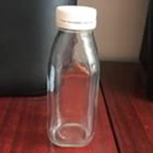 Botol Kaca 300 ml Round Glass Bottle with Metal Lid P047