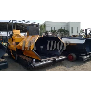 Asphalt Finisher ABG Titan 325