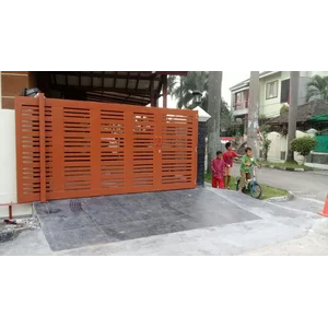 Pintu Pagar Besi Minimalis