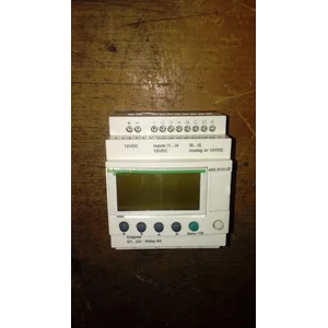 PLC Scheinder Type SR2B121JD 12 VDC